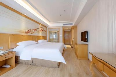 Vienna Hotel Shenzhen Fuyong Subway Station branch