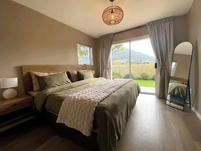 2 Bedroom Ground Floor Apartment, Princess Beach Club, Houtbay
