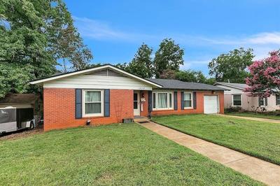 Cozy Family Retreat With Spacious Yard 2 Bedroom Home by RedAwning