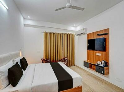 Hotel Akshay