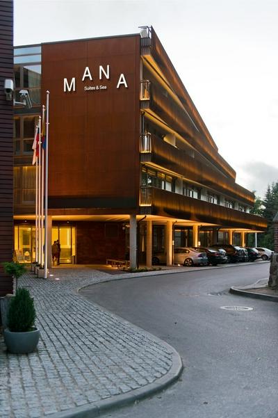 Mana Suites & Sea SPA