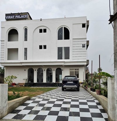 Hotel Virat palace