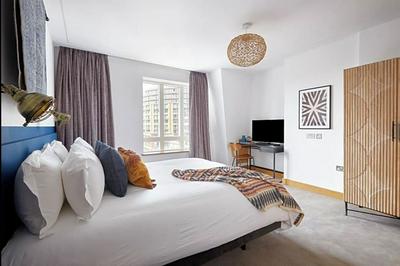 Central Stays by REMOTLYS.com