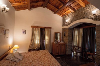 Avenida Snowcap Retreat