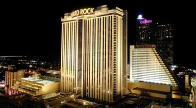 Beachfront Double Queen Hotel CozySuite