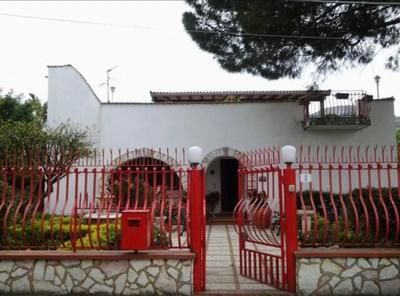 Chez Silvia 3 Bedrooms 2 Bathrooms Family Villa