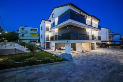 Nice Apartment in Zadar With 1 Bedrooms, Wifi and Outdoor Swimming Pool