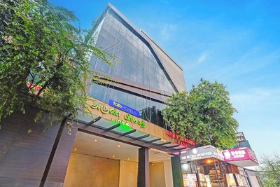 Fabhotel Western Inn