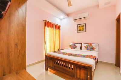 Fabhotel Hathvik Park