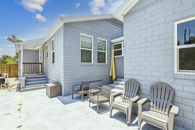 Cove Cottage - 3 Bedroom w/Private Pool. Sleeps 6. Quiet Community, Close to Fishing Marinas. 3 Home by RedAwning