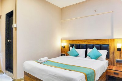 Fabhotel Shravani Residency