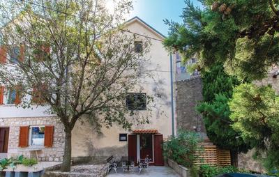 Awesome Apartment in Novi Vinodolski With 2 Bedrooms and Wifi