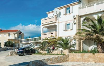 Beautiful Home in Vidalici With Wifi and 1 Bedrooms