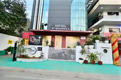 Qotel Hotel AT Residency Kaushambi