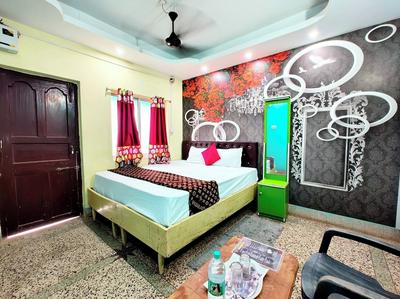 Hotel J K Inn Puri