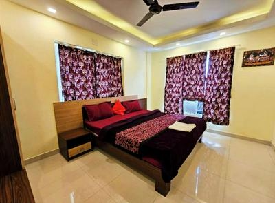 Hotel Red Stone Premium Near Sea Beach