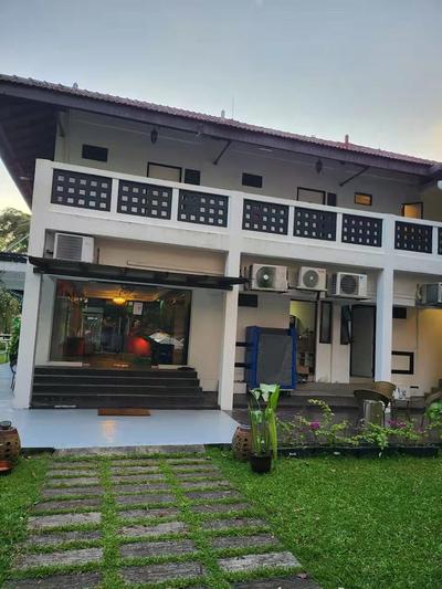 Gallop Hill Top Resort