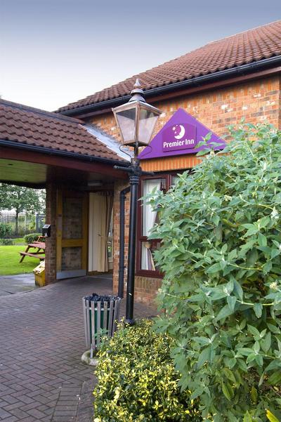 Premier Inn Manchester - Denton