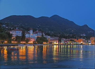 Sorriso Apartment Gardone Riviera Center