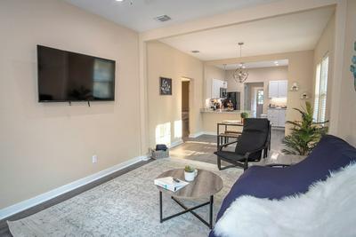 3br/2ba Remodeled House Near Downtown