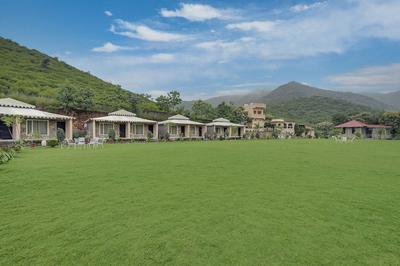 Kavish Holiday Hill Resort