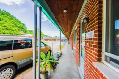 Travelers Inn by OYO Beaver, Hwy 19