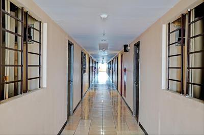 Collection O 93070 Apartemen The Suite Metro By Sultan Property Ii