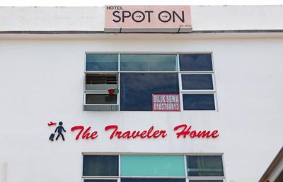 SPOT ON 89805 The Traveler Home