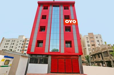 Capital O 14489 Hotel Aryan