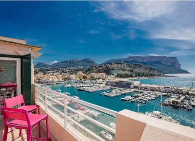 Apartment in Cassis France