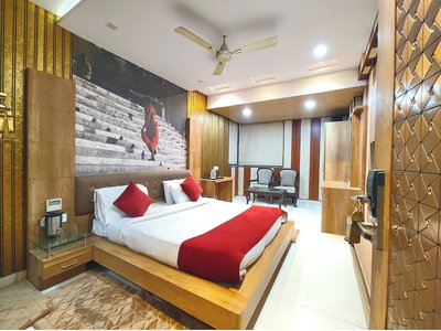 Hotel Gautam Grand Varanasi