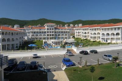 LAZUR 1-5 Apart Complex