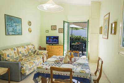Villetta Verde Near The Sea