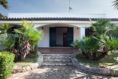 Villa Bella Spiaggia 400 meters from sea