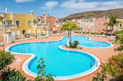 Enjoy 1 BR Palm Mar Next to Pool