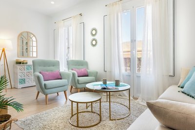 Lovely 3-bedroom Apartment Near Alameda Juan Rabadan I