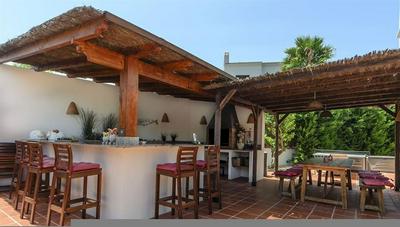 Andrago in Teulada With 6 Bedrooms and 5 Bathrooms