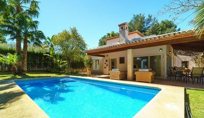 Alaya in J vea With 4 Bedrooms and 3 Bathrooms