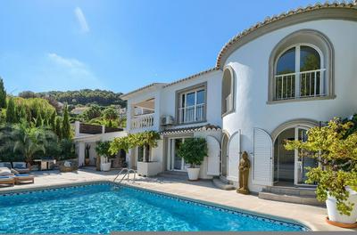 Flores in J vea With 4 Bedrooms and 4 Bathrooms