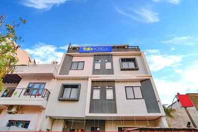 FabHotel 44 The M'Bience