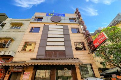 FabHotel Yug Villa
