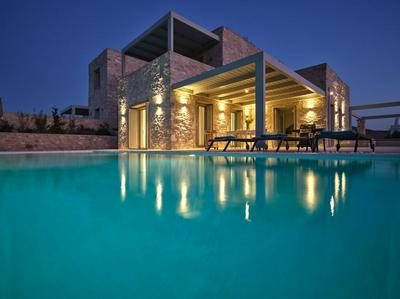 Villa Helia With Swimming Pool
