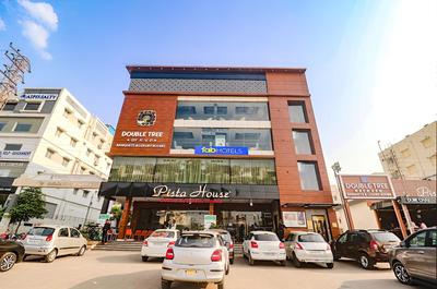 Fabhotel Double Tree