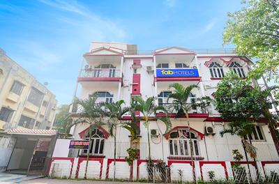 Fabhotel Saltlake Regency