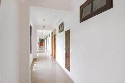 Fabhotel Aransh Resorts Celebriti