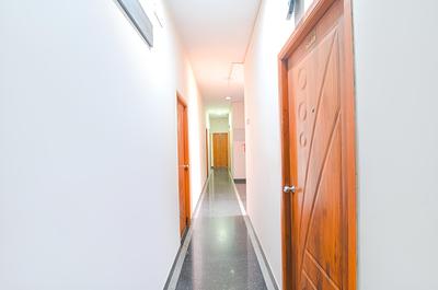 Fabhotel Vrj Residency