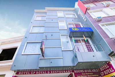 Fabhotel Gp Royal