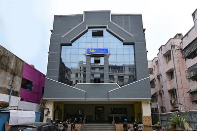 Fabhotel Neethu Residency