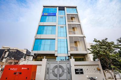 Fabhotel Ada Residency