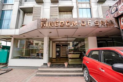 Fabhotel Kingdom Sai